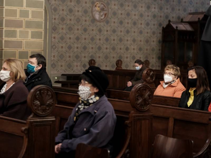 Elhunyt püspökök miséje (8).JPG